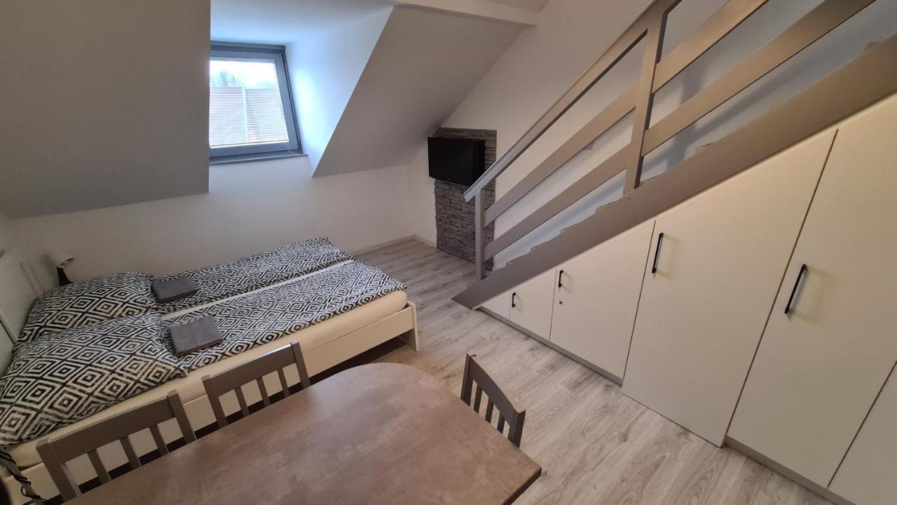 Gyulai-Fuerdo-Apartman Ii. 외부 사진