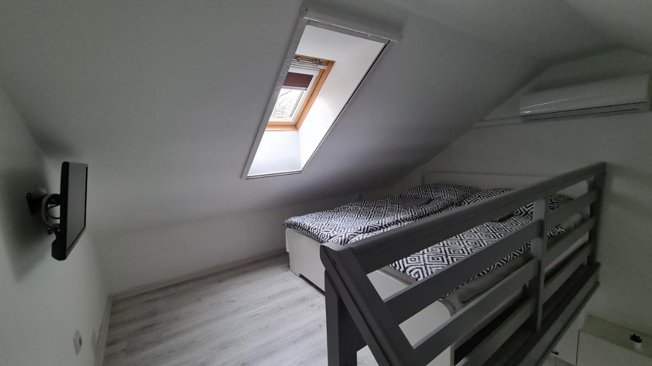 Gyulai-Fuerdo-Apartman Ii. 외부 사진
