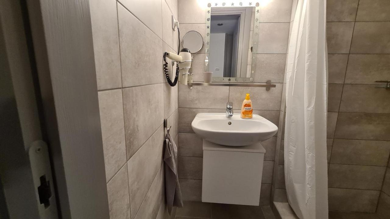 Gyulai-Fuerdo-Apartman Ii. 외부 사진