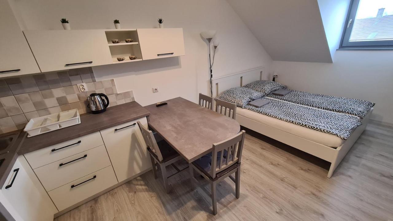 Gyulai-Fuerdo-Apartman Ii. 외부 사진