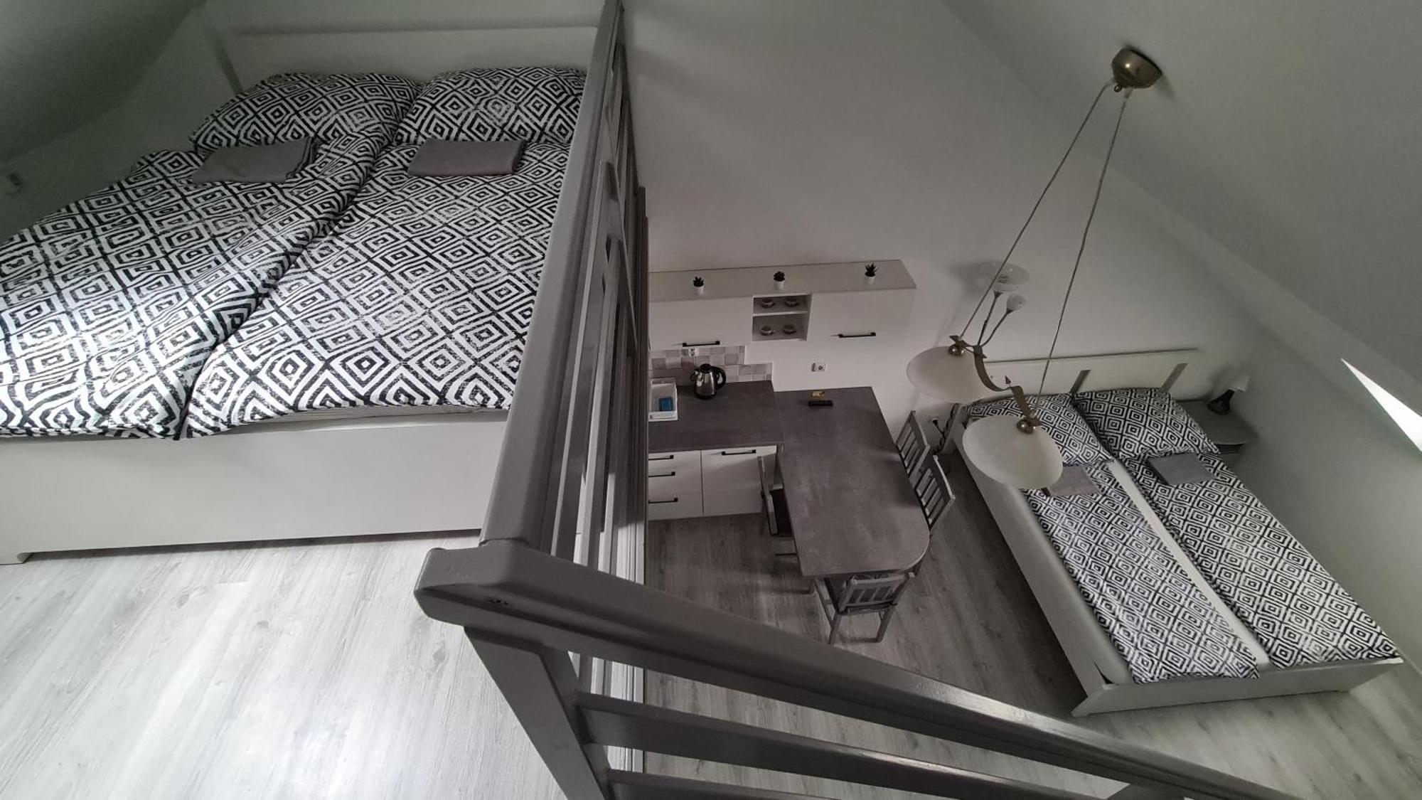 Gyulai-Fuerdo-Apartman Ii. 외부 사진